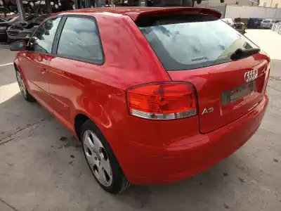 Veículo de Sucata audi a3 sportback (8pa) 1.6 fsi do ano 2007 alimentado blf