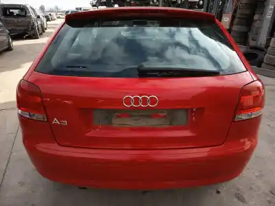 Veículo de Sucata audi a3 sportback (8pa) 1.6 fsi do ano 2007 alimentado blf