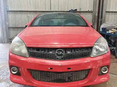 Veicolo di demolizione OPEL ASTRA H GTC (A04) 1.6 (L08) dell'anno 2006 alimentato Z16XEP