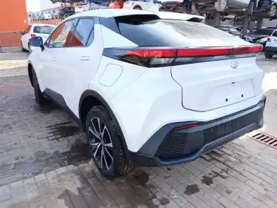 Veículo de Sucata toyota ch-r (_x2_ _h2_) hybrid (zyx20) do ano 2024 alimentado 2zr