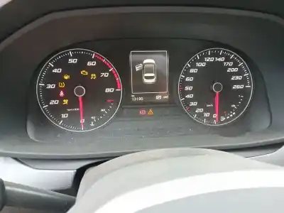 Veículo de Sucata seat leon sportstourer (kl8) 1.0 tsi do ano 2022 alimentado dlaa