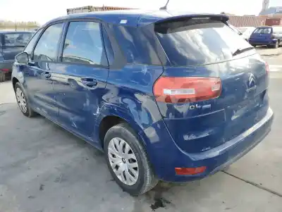 Véhicule à la ferraille citroen c4 picasso 1.6 blue-hdi fap de l'année 2015 alimenté bh01