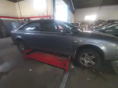 Veículo de Sucata audi a6 berlina (4b2) 2.5 tdi do ano 2003 alimentado ake