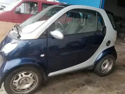 Sloopvoertuig smart coupe básico (45kw) van het jaar 2003 aangedreven m160920