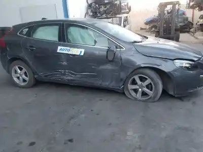 Veículo de Sucata volvo v40 1.6 diesel cat do ano 2013 alimentado d4162t