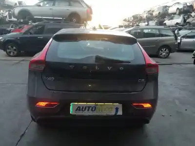 Veículo de Sucata volvo v40 1.6 diesel cat do ano 2013 alimentado d4162t