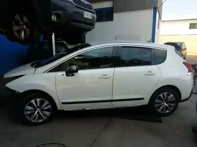 Veículo de Sucata peugeot 3008 confort do ano 2015 alimentado bhz