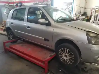 Здавання транспортного засобу renault clio ii fase ii (b/cb0) authentique року 2005 потужний k9k704