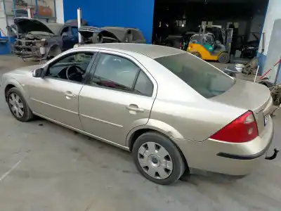 Véhicule à la ferraille ford mondeo berlina (ge) ambiente de l'année 2005 alimenté fmba