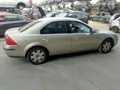 Véhicule à la ferraille ford mondeo berlina (ge) ambiente de l'année 2005 alimenté fmba