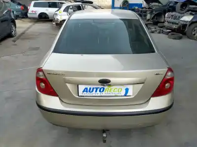 Véhicule à la ferraille ford mondeo berlina (ge) ambiente de l'année 2005 alimenté fmba