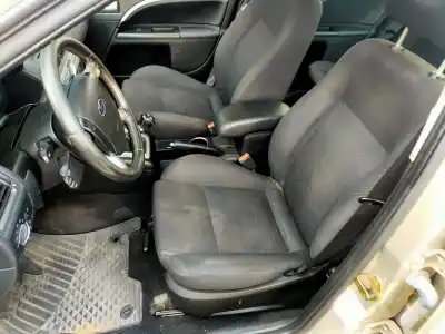 Véhicule à la ferraille ford mondeo berlina (ge) ambiente de l'année 2005 alimenté fmba