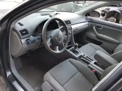 Veículo de Sucata audi a4 berlina (8e) 1.9 tdi do ano 2006 alimentado brb