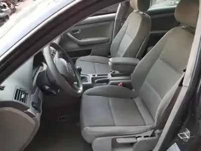 Veículo de Sucata audi a4 berlina (8e) 1.9 tdi do ano 2006 alimentado brb