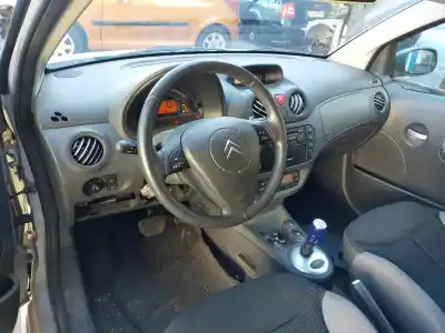Sloopvoertuig citroen c2 vtr van het jaar 2004 aangedreven kfv