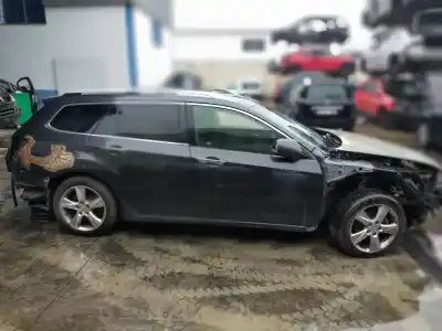 Veículo de Sucata honda accord tourer (cw) luxury do ano 2012 alimentado n22b1