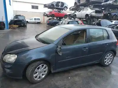 Veículo de Sucata volkswagen                                         golf v berlina (1k1)                                                                                                                                                                                                                                       2.0 tdi                                                                                                                                                                                                                                                    do ano 2006 alimentado bkd