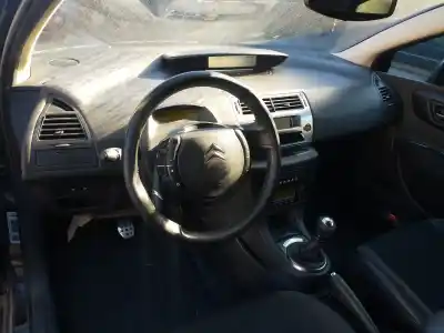 Veículo de Sucata citroen c4 coupe 2.0 by loeb do ano 2005 alimentado rhr