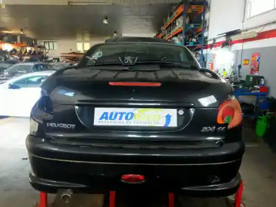 Veicolo di demolizione peugeot 206 cc cc dell'anno 2004 alimentato nfutu5jp4