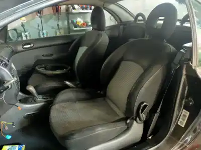 Veicolo di demolizione peugeot 206 cc cc dell'anno 2004 alimentato nfutu5jp4