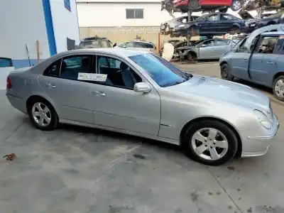 Veículo de Sucata mercedes-benz clase e (w211) berlina e 270 cdi (211.016) do ano 2005 alimentado 647961