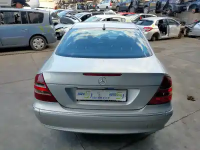 Veículo de Sucata mercedes-benz clase e (w211) berlina e 270 cdi (211.016) do ano 2005 alimentado 647961