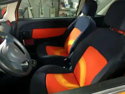 Veículo de Sucata peugeot 1007 sport do ano 2005 alimentado kfvtu3jp