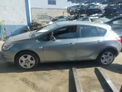 Здавання транспортного засобу OPEL ASTRA J LIM. Essentia року 2011 потужний A14XER