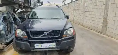 Veículo de Sucata VOLVO XC90 2.4 D Momentum Geartronic (7 Sitze) do ano 2005 alimentado D5244T