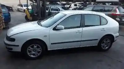 Veículo de Sucata seat leon (1m1) signo do ano 2000 alimentado alh