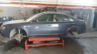 Veículo de Sucata AUDI A6 BERLINA (4B2) 2.4 Quattro do ano 2003 alimentado BDV