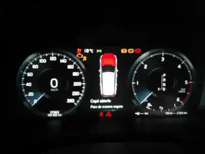 Hurda Aracı volvo                                              v60 familiar                                                                                                                                                                                                                                               momentum                                                                                                                                                                                                                                                   yılın 2019 güçlü d4204t14
