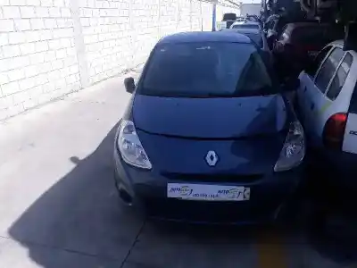 Утилизация автомобиля RENAULT CLIO III Authentique года 2010 питание D4F740