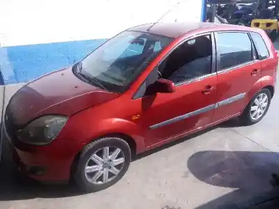 Veículo de Sucata ford fiesta (cbk) ghia do ano 2006 alimentado hhjb