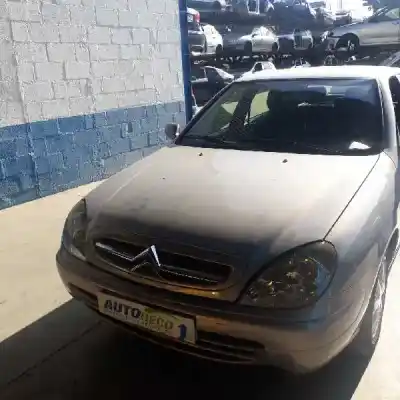 Vehicul casat CITROEN XSARA BERLINA 1.6i 16V Premier al anului 2002 alimentat NFU