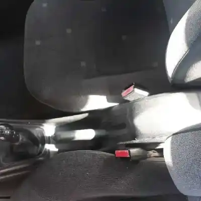 Veículo de Sucata citroen xsara berlina 1.6i 16v premier do ano 2002 alimentado nfu