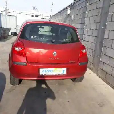 Sloopvoertuig renault clio iii pack authentique van het jaar 2005 aangedreven k9k768