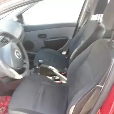 Sloopvoertuig renault clio iii pack authentique van het jaar 2005 aangedreven k9k768