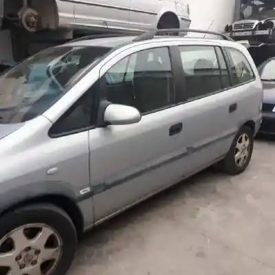 Veículo de Sucata opel zafira a increibles do ano 2001 alimentado z18xe