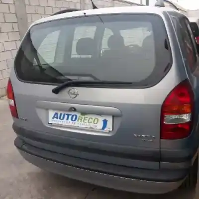 Veículo de Sucata opel zafira a increibles do ano 2001 alimentado z18xe