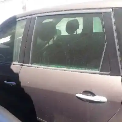 Scrapping Vehicle renault scenic iii grand dynamique of the year 2009 powered m9r610