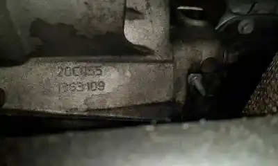 Véhicule à la ferraille citroen c3 sx de l'année 2010 alimenté 8hzdv4td