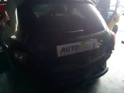 Veicolo di demolizione opel corsa d color edition dell'anno 2013 alimentato a14nel