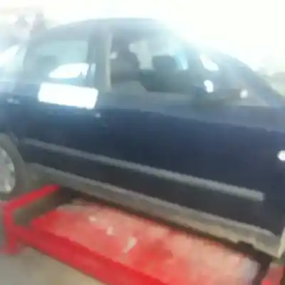 Veículo de Sucata volkswagen passat berlina (3b3) edition do ano 2002 alimentado alz