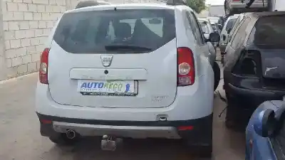 Sloopvoertuig dacia duster laureate 4x2 van het jaar 2010 aangedreven k4m690