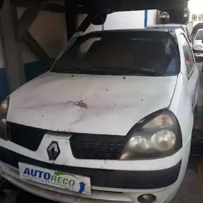 Утилизация автомобиля RENAULT CLIO II FASE II (B/CB0) Authentique года 2001 питание K9K704