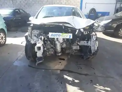 Veículo de Sucata PEUGEOT 308 1.6 16V HDi FAP do ano 2011 alimentado 9HP