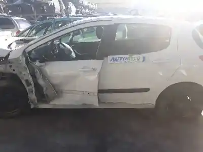 Veículo de Sucata peugeot 308 1.6 16v hdi fap do ano 2011 alimentado 9hp