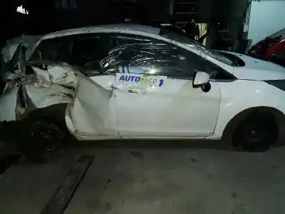 Véhicule à la ferraille ford fiesta (cb1) titanium de l'année 2008 alimenté spja