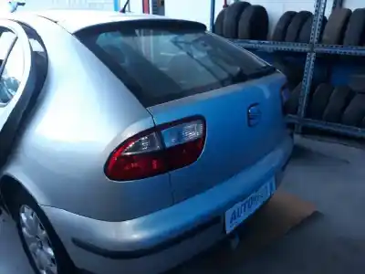 Veículo de Sucata seat leon (1m1) 1.6 do ano 2000 alimentado akl